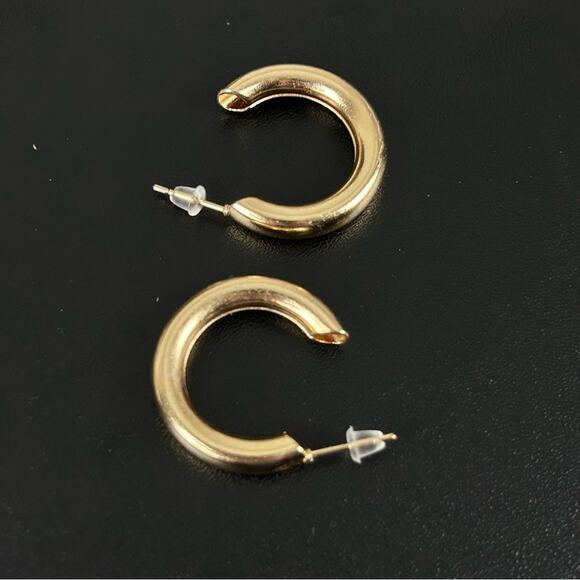Golden Semi Hoop Earrings S2, New! - Picture 4 of 4